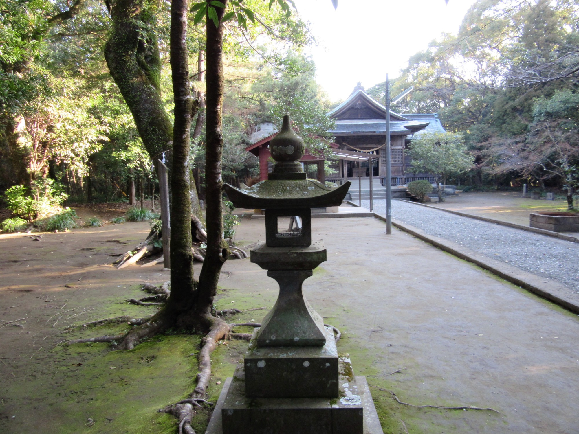 17 3 28 シーガイアでの第87回日本衛生学会 最終日の前に ちょっと寄り道 ブラ タケミ で江田神社とみそぎが池 ここは 実は結構 シーガイアから近場です 10世紀の初期に記された 延喜式 にもその名を見る古社で イザナギノミコトと